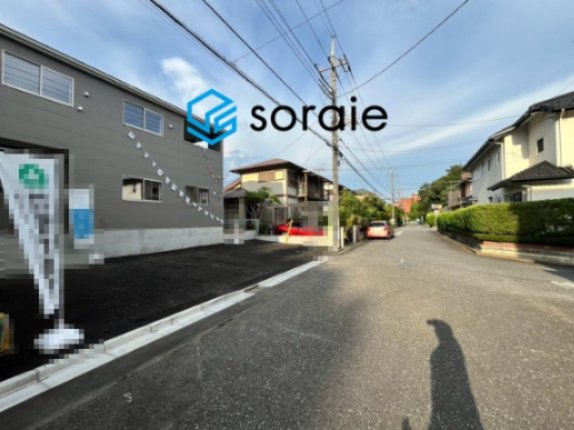 狭山市柏原第14　全1棟　新築戸建　クレイドルガーデンの前面道路含む現地写真|令和8年8月20日撮影。