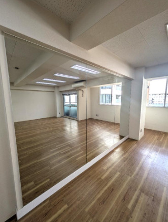 大阪市北区中津１丁目の店舗事務所の内装