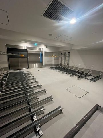 クロスレジデンス神田神保町のロビー