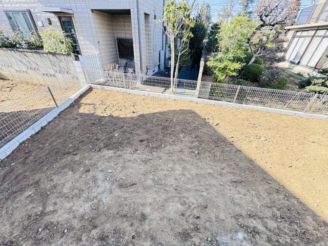 流山市江戸川台東１丁目新築戸建【江戸川台小学校：9分】の庭|南東側庭スペース