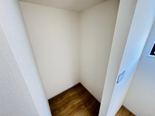 流山市江戸川台東１丁目新築戸建【江戸川台小学校：9分】の脱衣所|脱衣所収納スペース