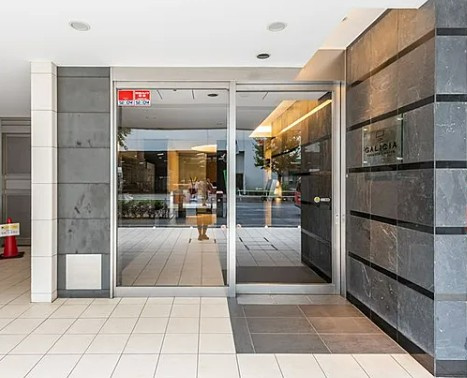 ガリシア新宿Northのエントランス