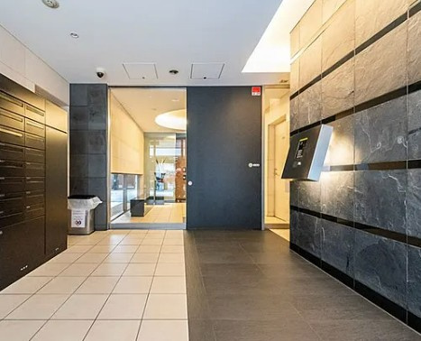 ガリシア新宿Northのロビー