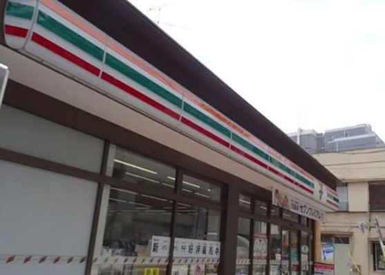 レジディア新宿イーストⅡの周辺