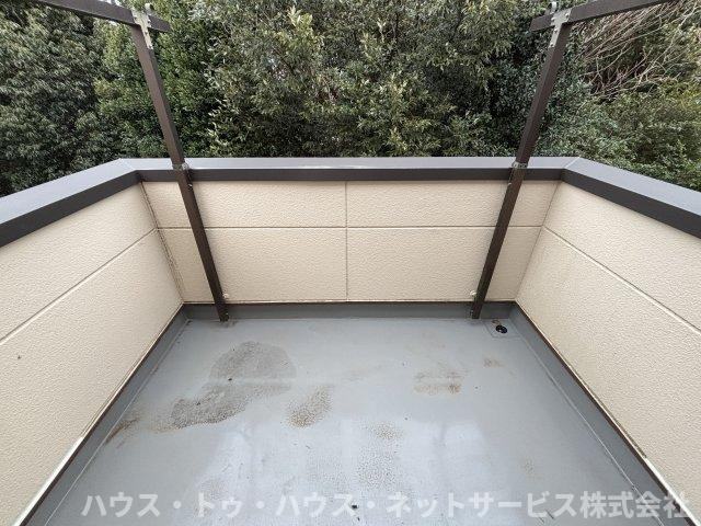 松ヶ崎戸建のバルコニー