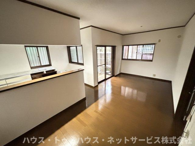 松ヶ崎戸建の居間・リビング