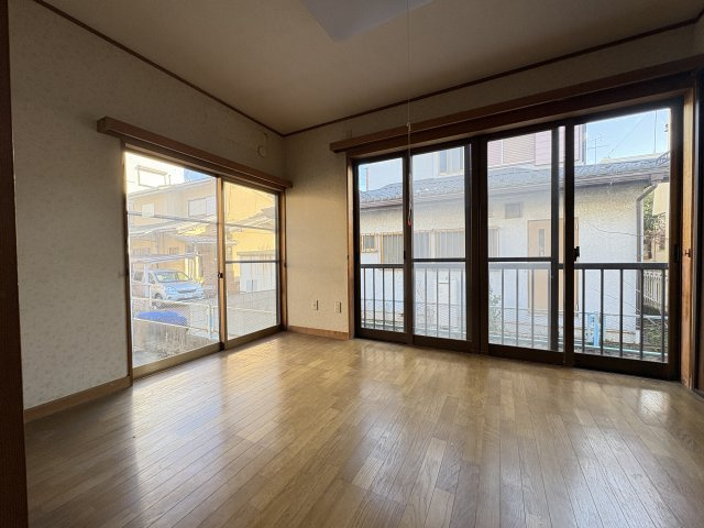 【居間・リビング】 | 熊谷市肥塚　中古戸建