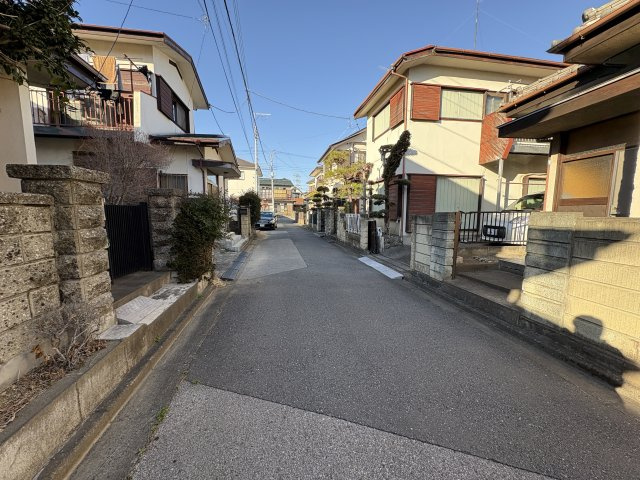 【前面道路含む現地写真】 | 熊谷市肥塚　中古戸建