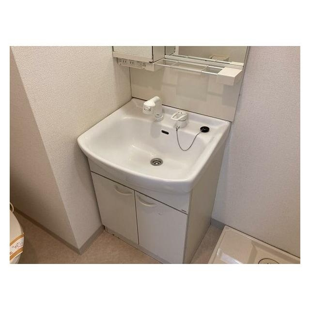 レガスタ東向島の独立洗面台