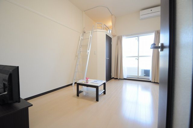 レオネクストクレールの居間・リビング|※写真と現状が異なる場合は現状を優先