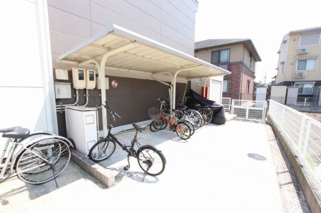 レオパレスプロシードのその他|駐輪場