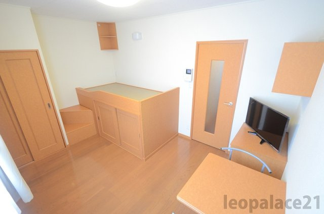 レオパレスプロシードの居間・リビング|※写真と現状が異なる場合は現状を優先