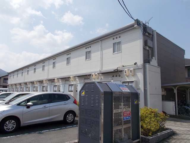 レオパレスプロシードの外観|落ち着いた雰囲気の外観です