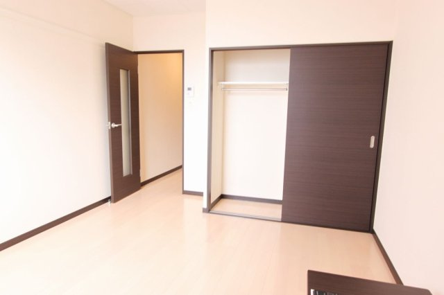 レオネクストサンシャインきららの居間・リビング|ゆったりとした居間です