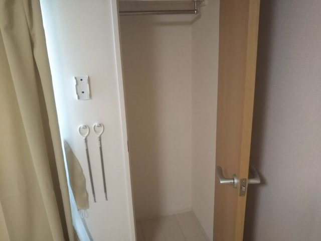 クレイノセゾン　コーボーの内装|明るい室内です