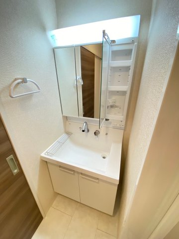 【独立洗面台】