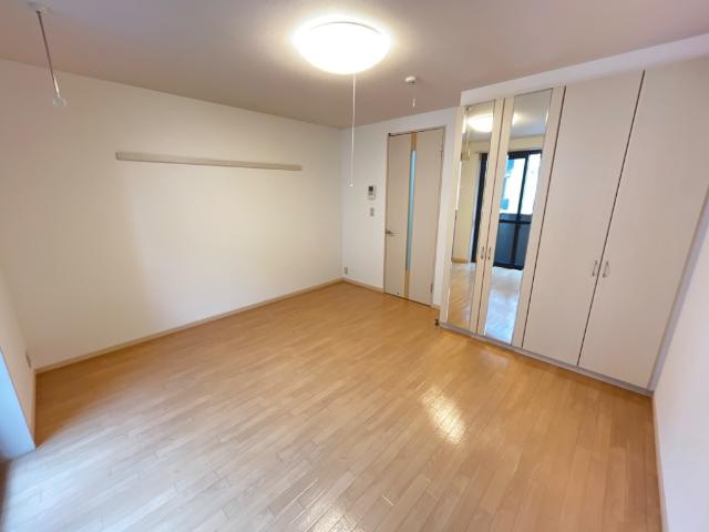 La Patriaの内装|洋室