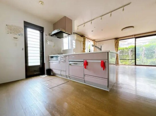 【中古】鶴ヶ島市松ヶ丘軽量鉄骨中古住宅のキッチン