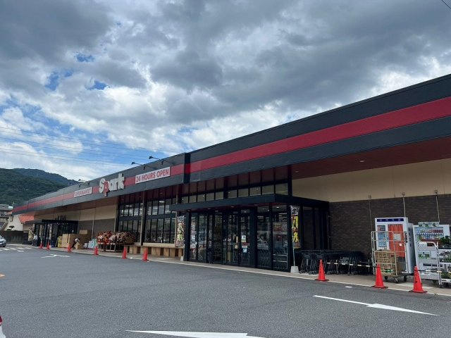 レオパレスフルール和の周辺