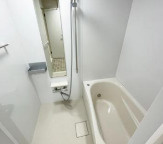 ビックヴァン二俣川ホームズの浴室|一日の疲れを癒してくれるバスタイムは清潔感があり心地よいリフレッシュ空間ですね。