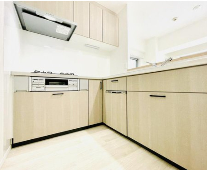 ビックヴァン二俣川ホームズのキッチン|新規のシステムキッチンはお料理する時間が増えそうですね。