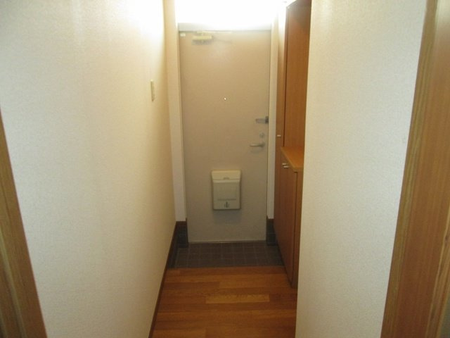 シンプルで使いやすい玄関です