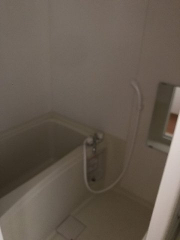 レオパレスＭの浴室|きれいなお風呂です