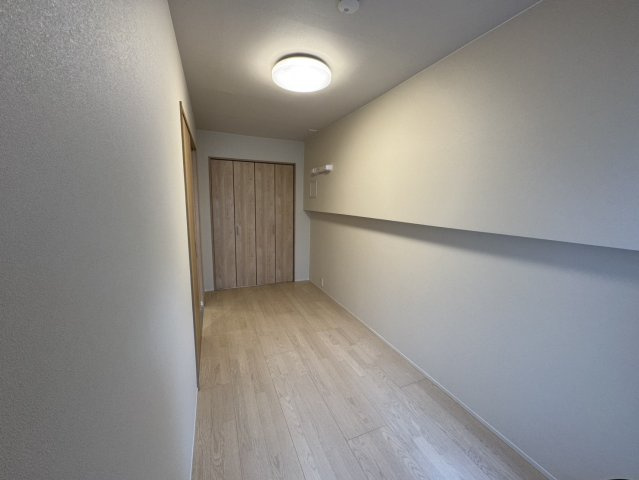 清桜ハイツの洋室