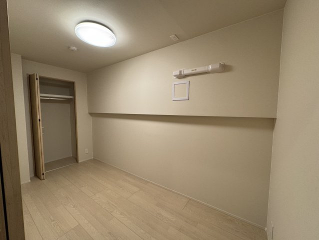 清桜ハイツの洋室