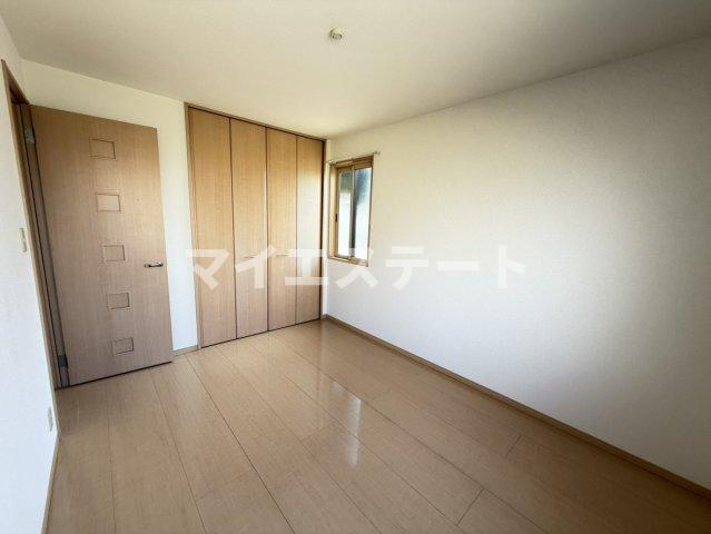【寝室】 | グランルーチェ
