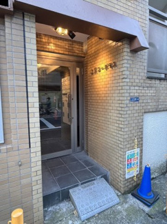 【エントランス】