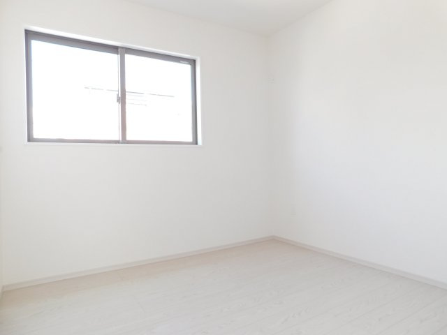 名古屋市南区東又兵ヱ町３丁目の新築一戸建の洋室|◇洋室◇　　明るい洋室４．５帖　