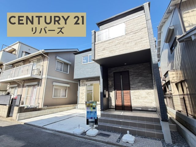 名古屋市南区東又兵ヱ町３丁目の新築一戸建の外観|☆限定１棟☆　　いつでも見学出来ます♪（お問合せ当日、平日、水曜、夜間でもＯＫ）　「大江」駅徒歩７分！　南向き♪　駐車並列２台ＯＫ！　ＷＩＣやＳＩＣなど収納豊富♪　小学校まで５０ｍ！