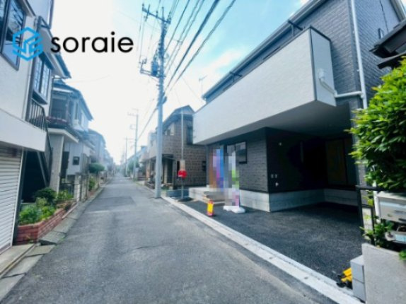 入間市東藤沢第29　全1棟　新築戸建　クレイドルガーデンの前面道路含む現地写真|5/12撮影