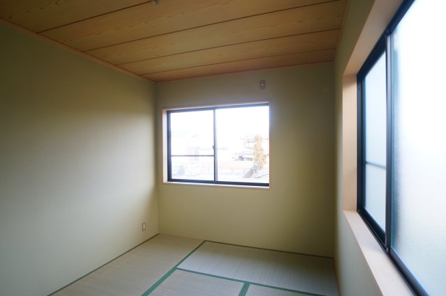 奈良市法蓮町の一戸建ての和室