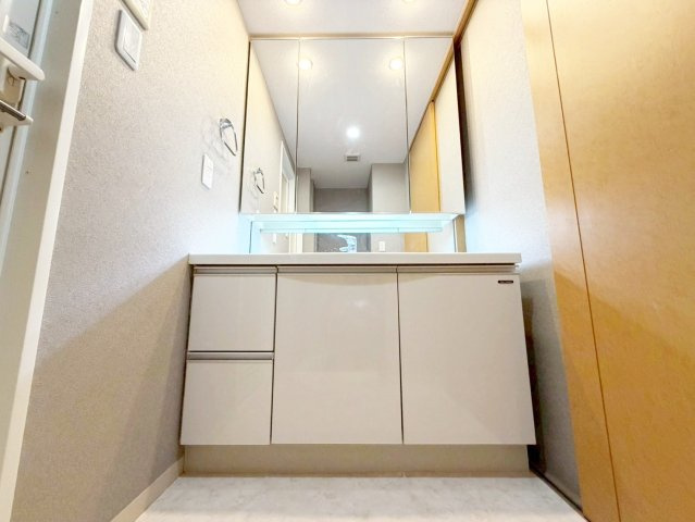 【独立洗面台】