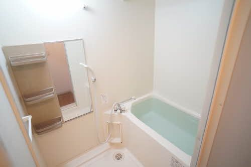 カオリーモ青山 Ａの浴室