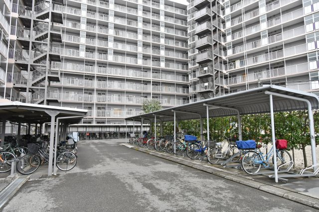 マンハイム大宮の駐輪場