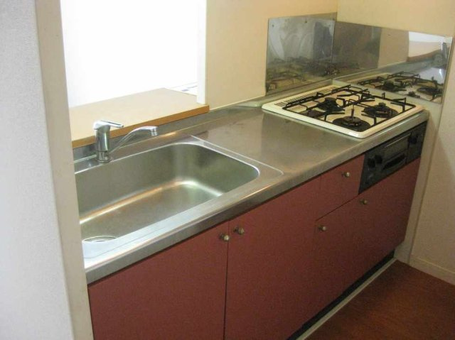 【キッチン】 | レオパレスレーゼン | 憧れのカウンターキッチン♪コンロは３口のガスコンロ＆グリル付