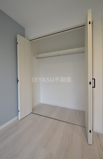 ピーエス庚午北の収納