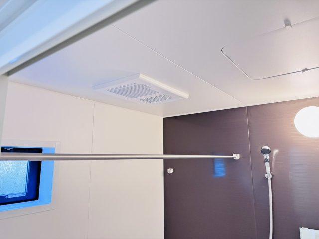 流山市江戸川台東３丁目新築戸建【江戸川台小学校：3分】の冷暖房・空調設備|雨の日も安心の浴室乾燥機つき