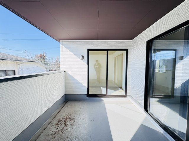 流山市江戸川台東３丁目新築戸建【江戸川台小学校：3分】のバルコニー|南向きインナーバルコニー・日当たり良好♪