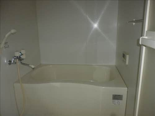 サンライズＡの浴室