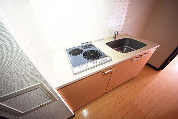 ミリオングランデ元赤坂ヒルズのキッチン