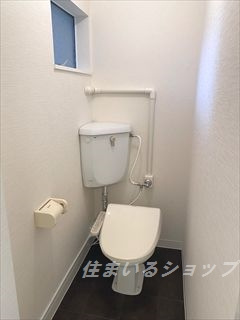 広島市安佐北区落合南１丁目の賃貸マンションのトイレ|シャワートイレ・窓あり