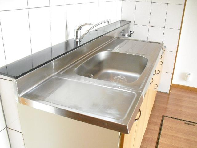 【キッチン】 | サンシャイン・ＫＡＴＳＵＴＡ | キッチン