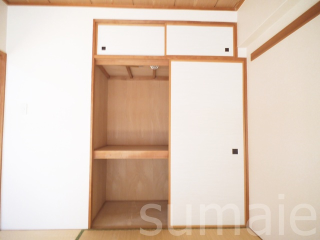 フクロク・ハイ・マンション３号館の収納|和室★押入れあります