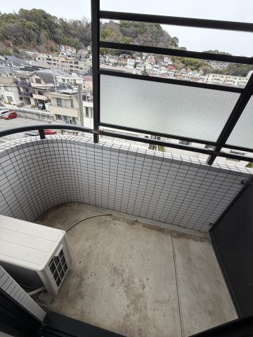 ロイヤル阪神のバルコニー