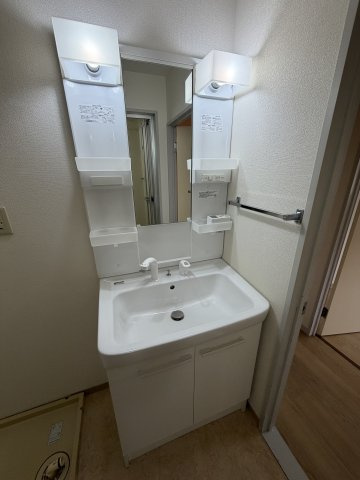 ロイヤル阪神の洗面所