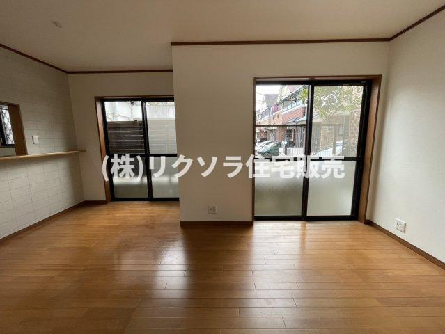 東山１丁目　中古一戸建てのダイニング|LDK14.2帖
■物件内覧・資金計画相談・住宅ローン相談、リフォーム相談、お問合せ受付中■
※当日・翌日のご内覧、ご相談はお電話でのお問合せがスムーズです！
